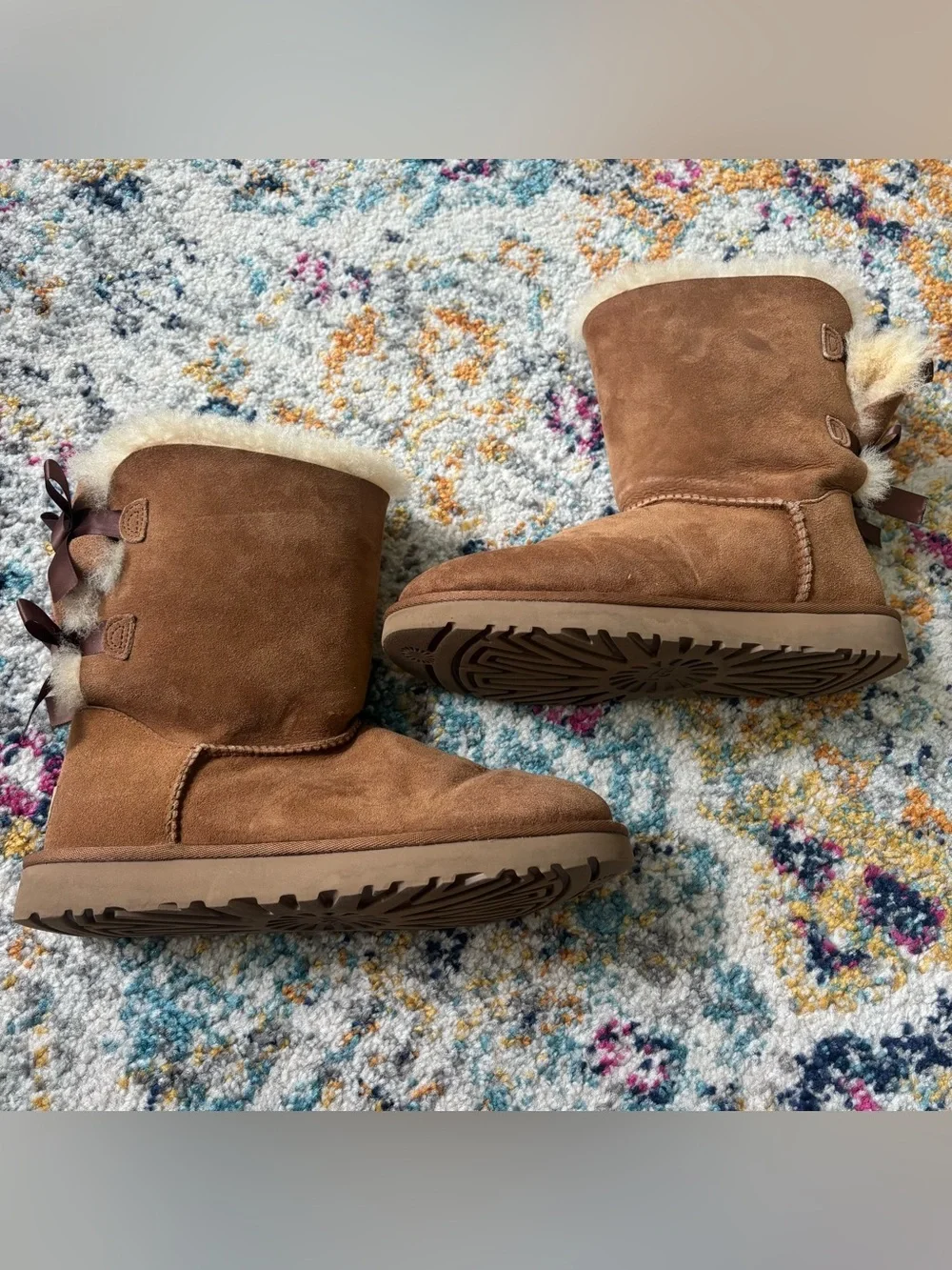 UGG Mini Bailey Bow II Chestnut Sheepskin Suede Boots Women’s Size 8 US/39 EUR